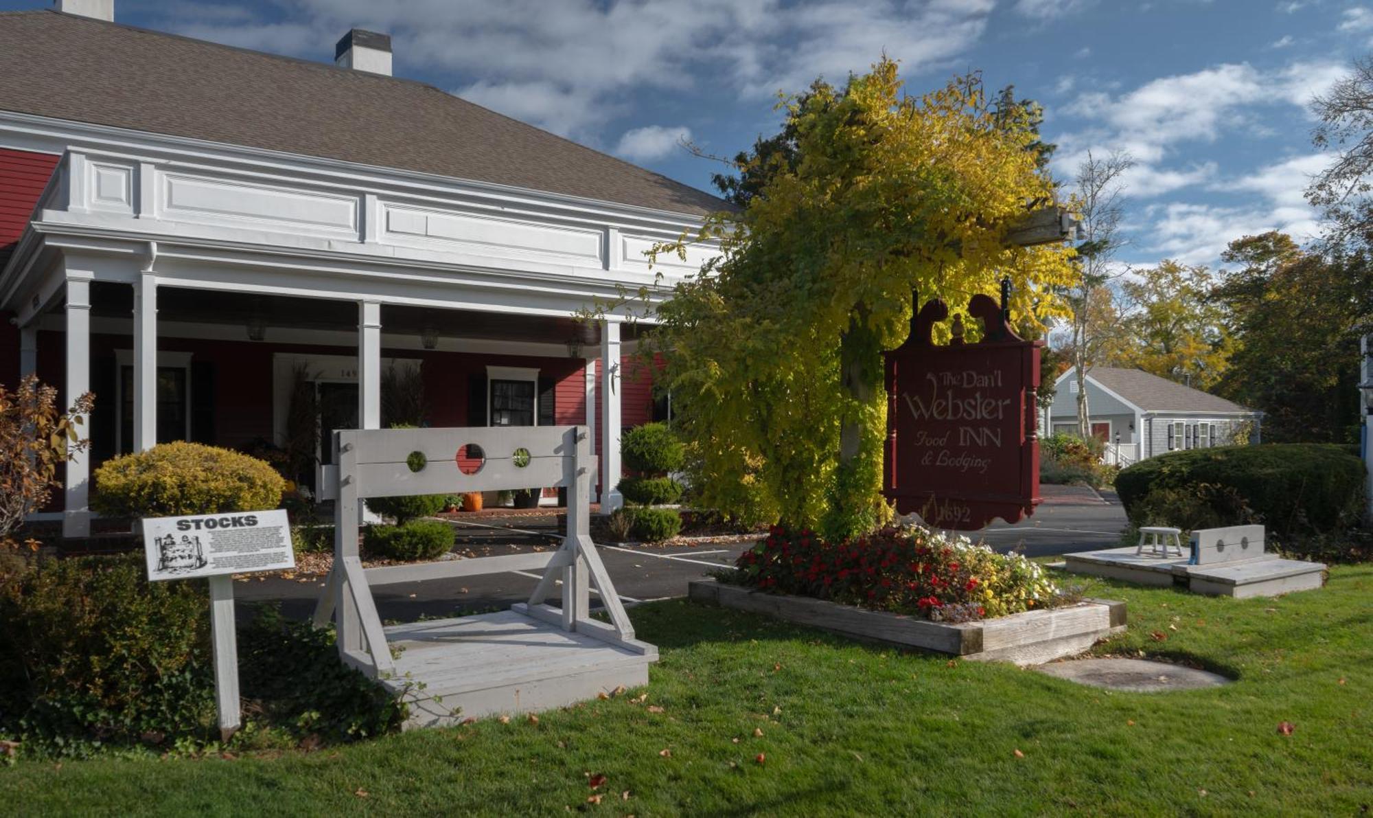Dan'L Webster Inn And Spa Sandwich Exterior photo